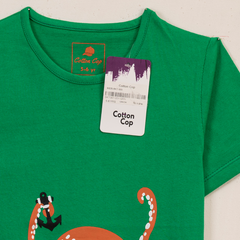 OCTOPUS PLAYING GRAPHIC TEE